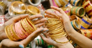 سعر الذهب اليوم في مصر يعود للانخفاض مع بداية تعاملات السبت